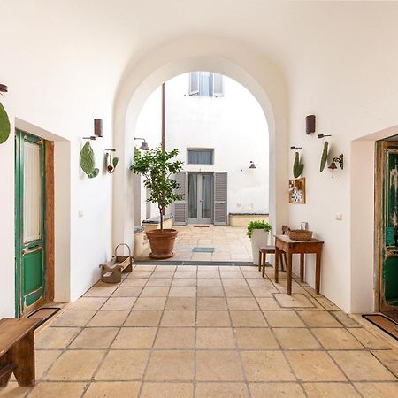 Palazzo San Giovanni 모르치아노 디 루카 외부 사진